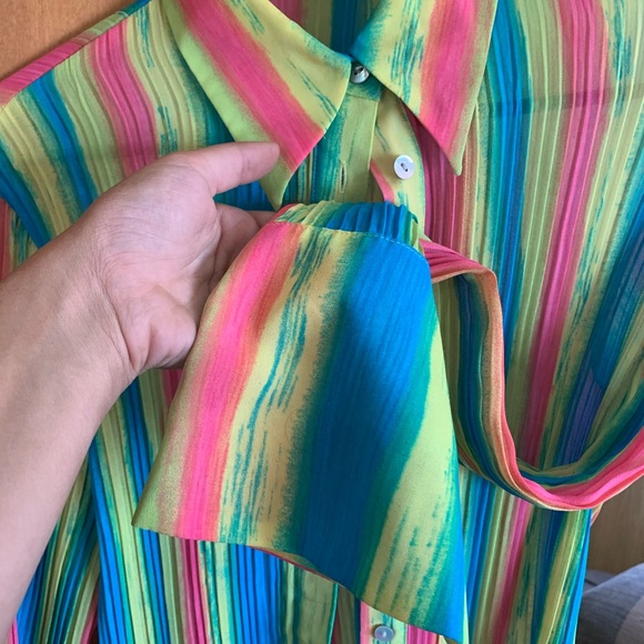Retro, lightweight Sheer Rainbow Button up - Picture 2 of 2